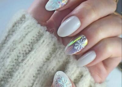 white christmas nails
